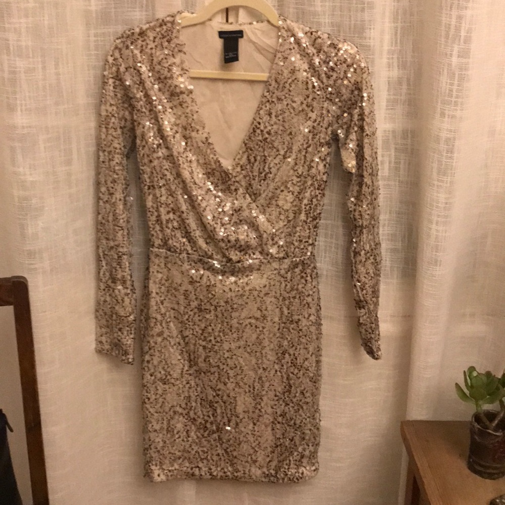 VS/Moda International Sequined Party Dress 🎉 - Picture 2 of 7